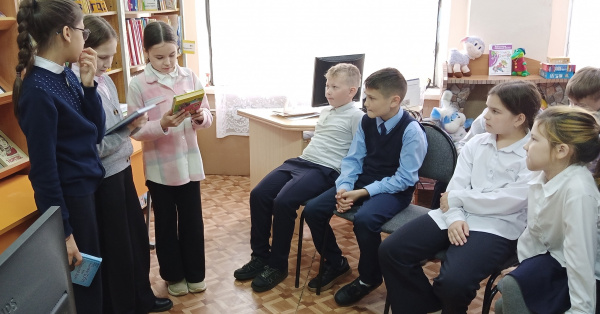 Мудрых книг хранитель вечный