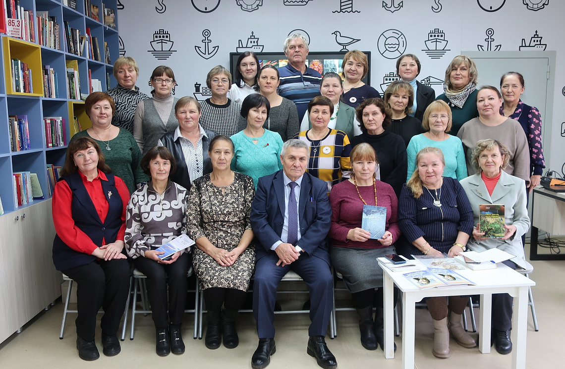 Литературный семинар «Формирование творческой активности библиотекаря: средства и методы»