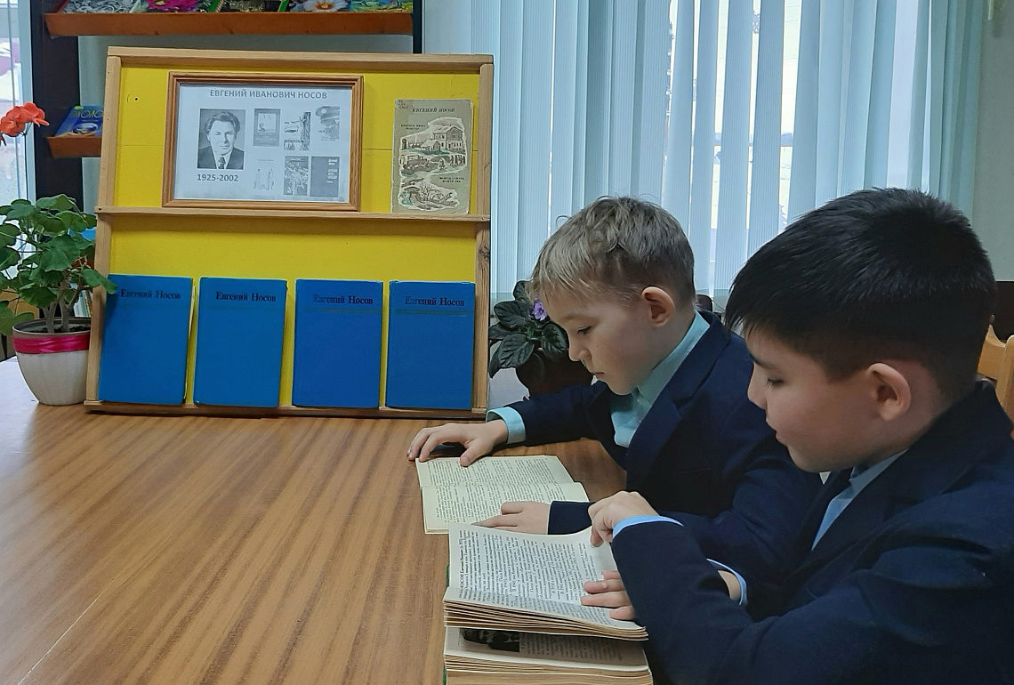 Книжная выставка «Мастер тонкой прозы» Книжная выставка «Мастер тонкой прозы»