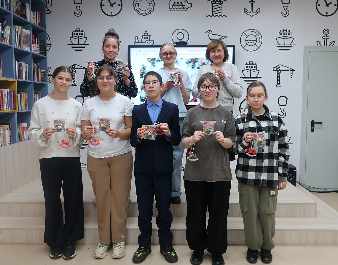 Очередное занятие для детей в творческой лаборатории